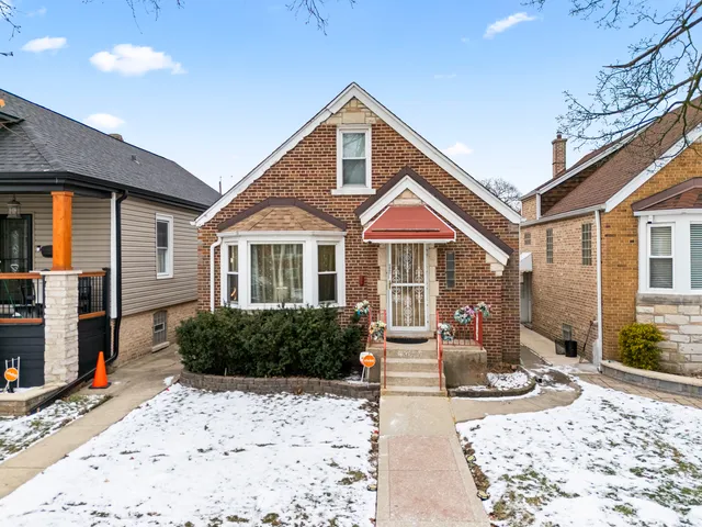$409,000 | 3050 North Nagle Avenue, Chicago, IL 60634