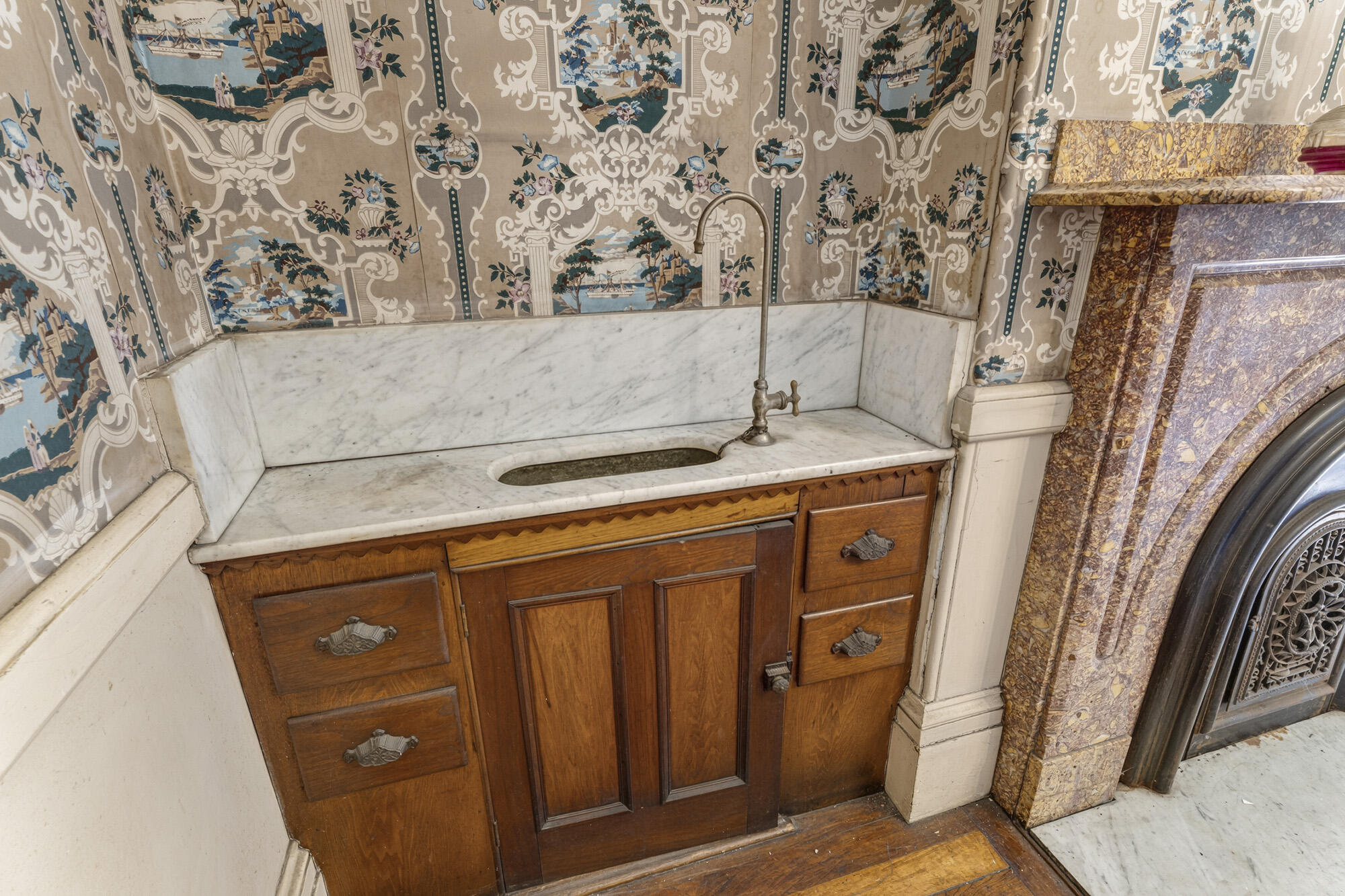 300 Danforth Street Portland, ME 04102 - Photo 27 of 56 Dining Room Sink