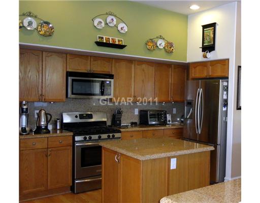 32 Rancho Maria Street Las Vegas, NV 89148 - Photo 3 of 19 Kitchen.