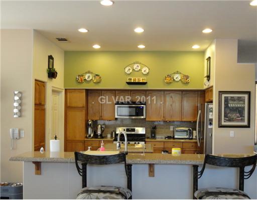 32 Rancho Maria Street Las Vegas, NV 89148 - Photo 5 of 19 Kitchen.