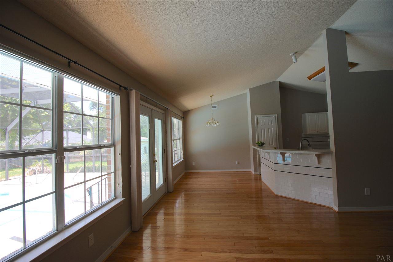 6005 Ridgeview Drive Milton, FL 32570 - Photo 15 of 30