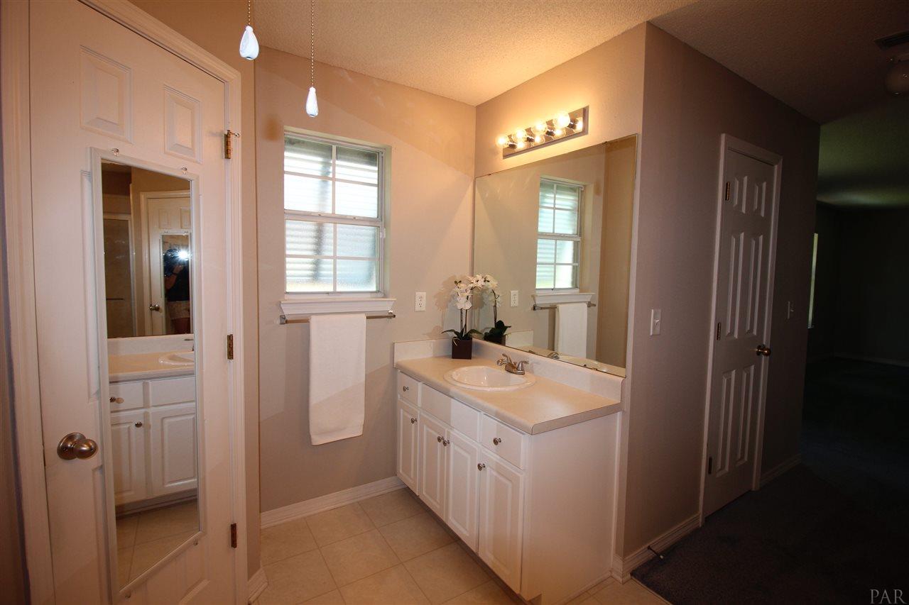 6005 Ridgeview Drive Milton, FL 32570 - Photo 24 of 30