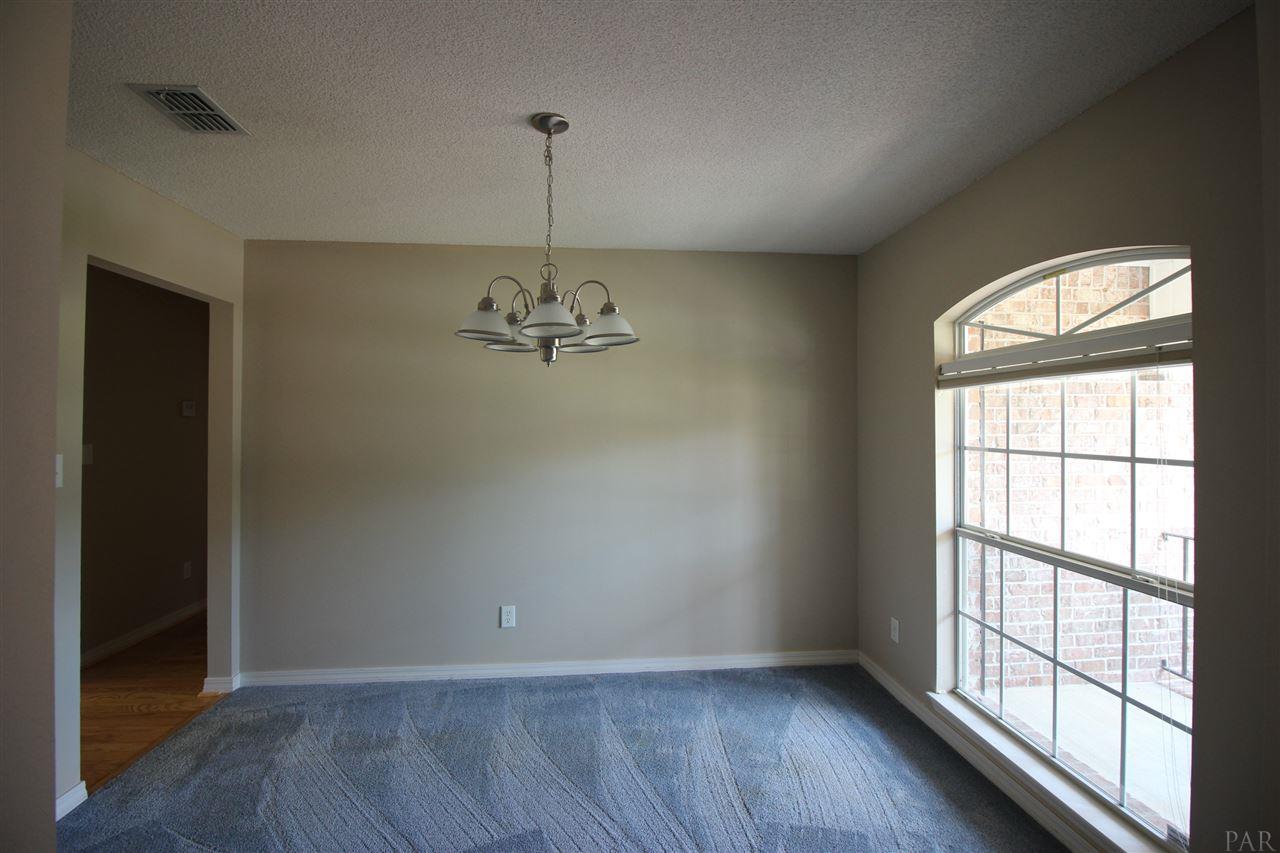 6005 Ridgeview Drive Milton, FL 32570 - Photo 9 of 30