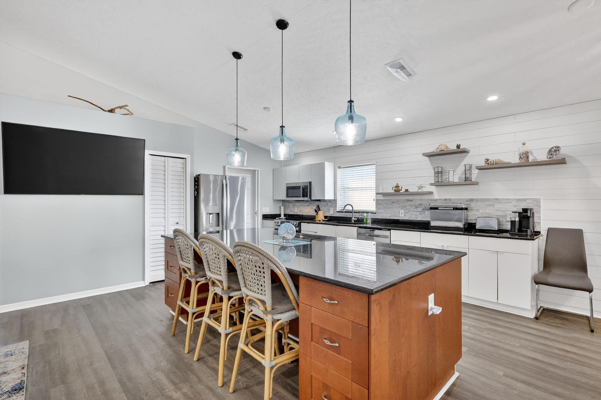 6655 Alemendra Street Fort Pierce, FL 34951 - Photo 14 of 53 14-web-or-mls-7R7A7128