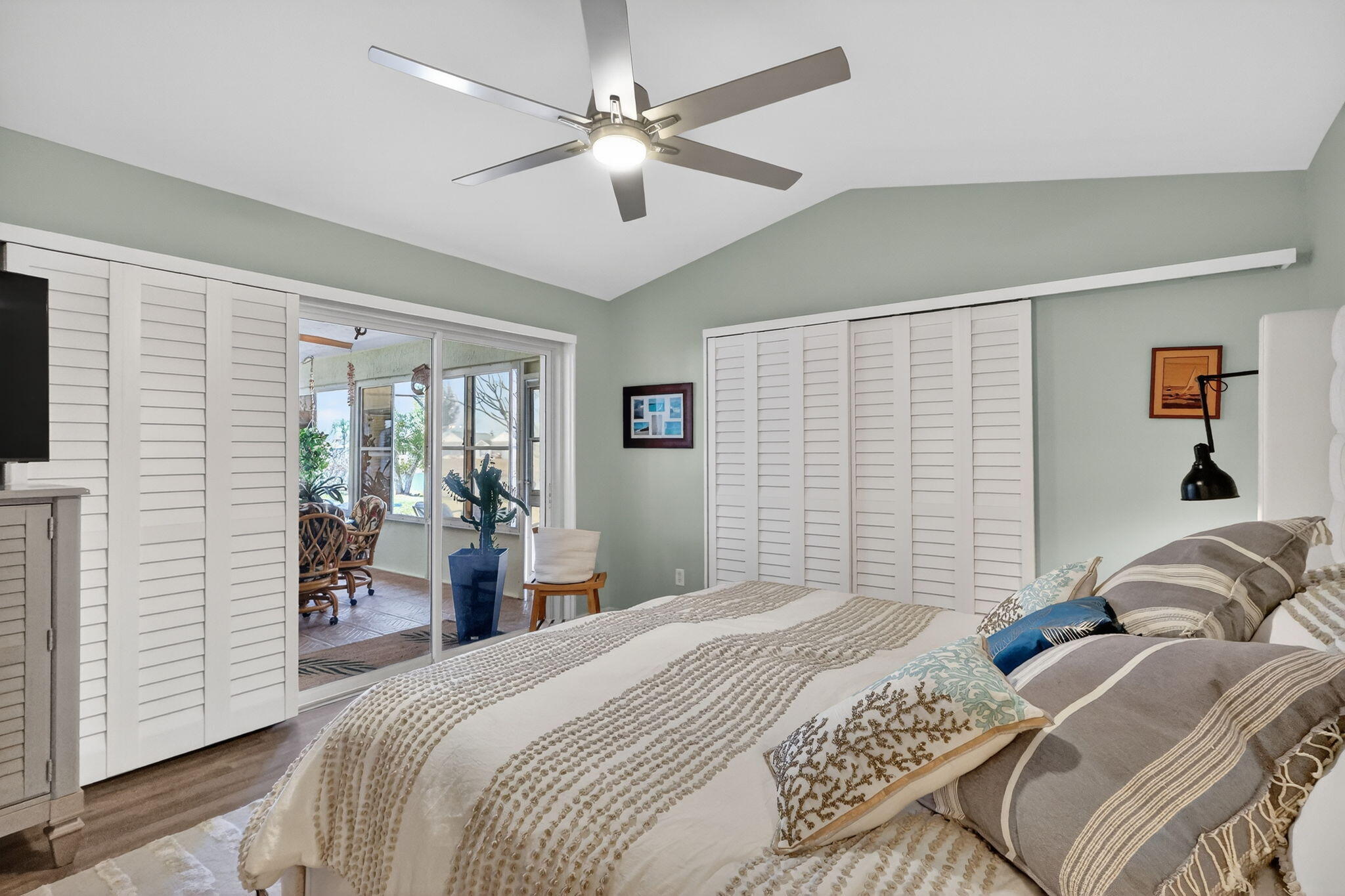 6655 Alemendra Street Fort Pierce, FL 34951 - Photo 37 of 53 37-web-or-mls-7R7A7253