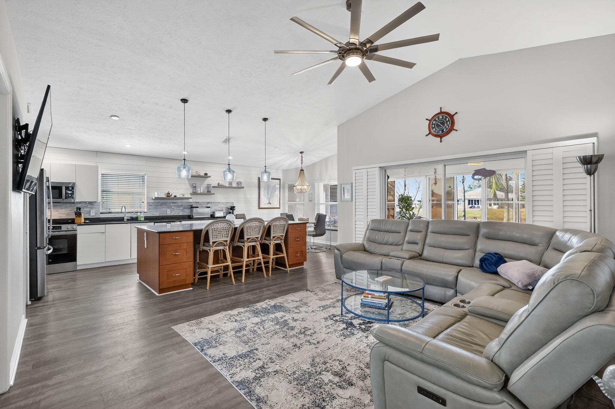 6655 Alemendra Street Fort Pierce, FL 34951 - Photo 8 of 53 8-web-or-mls-7R7A7093