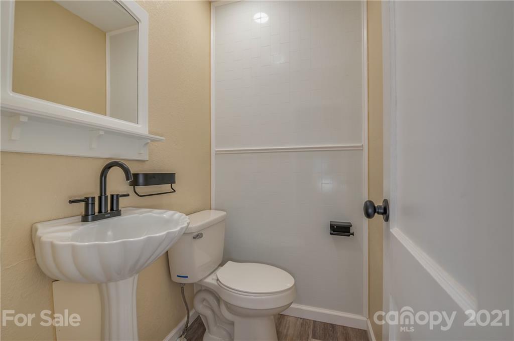 116 Riley Court Rutherfordton, NC 28139 - Photo 10 of 28 a bathroom with a sink and a toilet