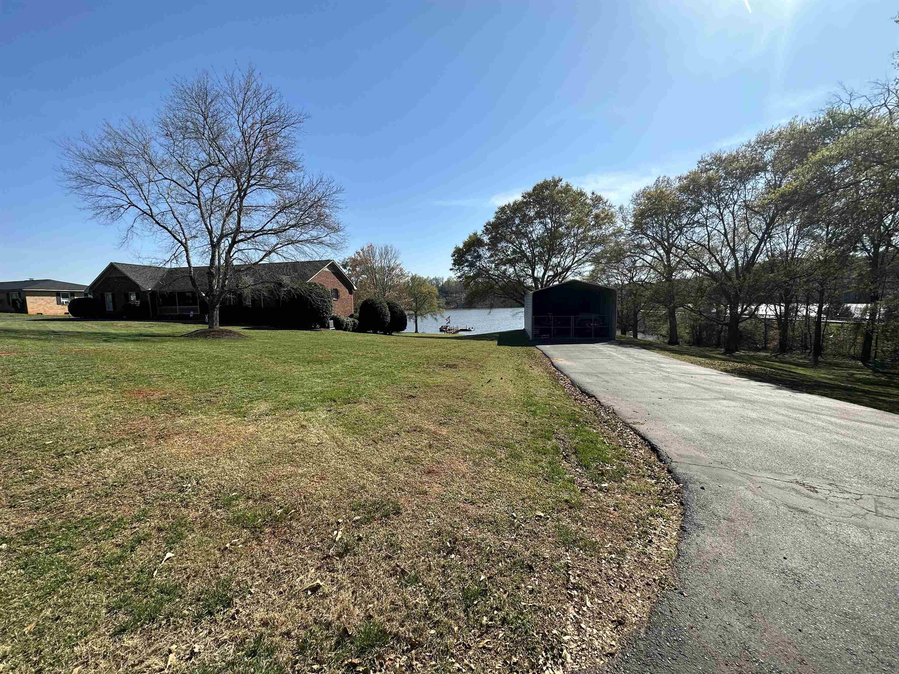 120 Riverview Road Chesnee, SC 29323 - Photo 3 of 32