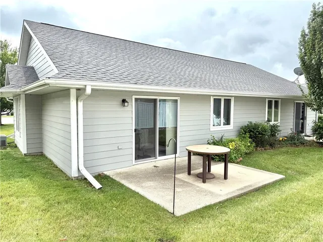 $152,000 | 1515 East 18th Street, Unit 7, Other, IA 50022
