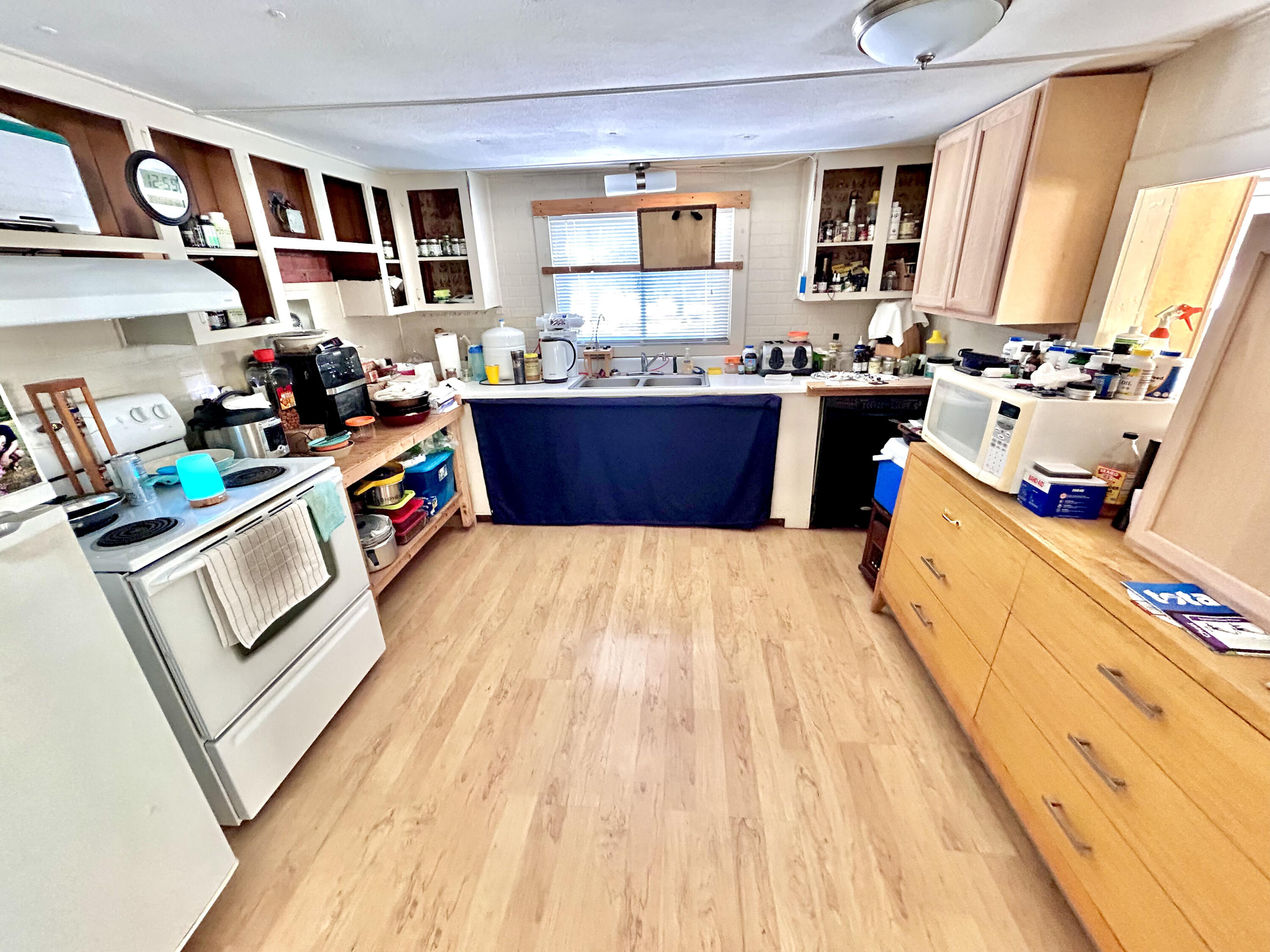 113 Warren Road Pittston, ME 04345 - Photo 19 of 27 Kitchen
