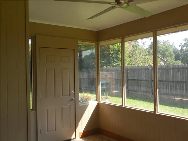 $1,250 | 270 South 5th Street, Ponchatoula, LA 70454