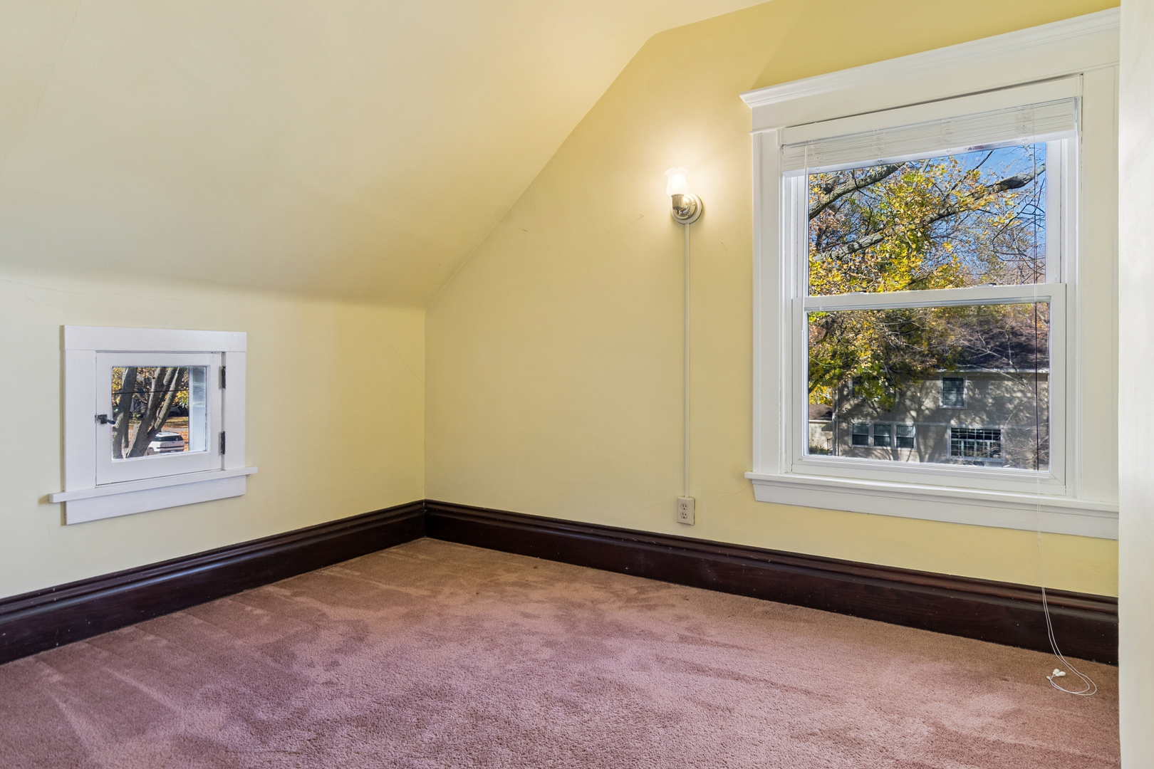 55 Garfield Street Oswego, IL 60543 - Photo 11 of 27 a view of a painting on the wall