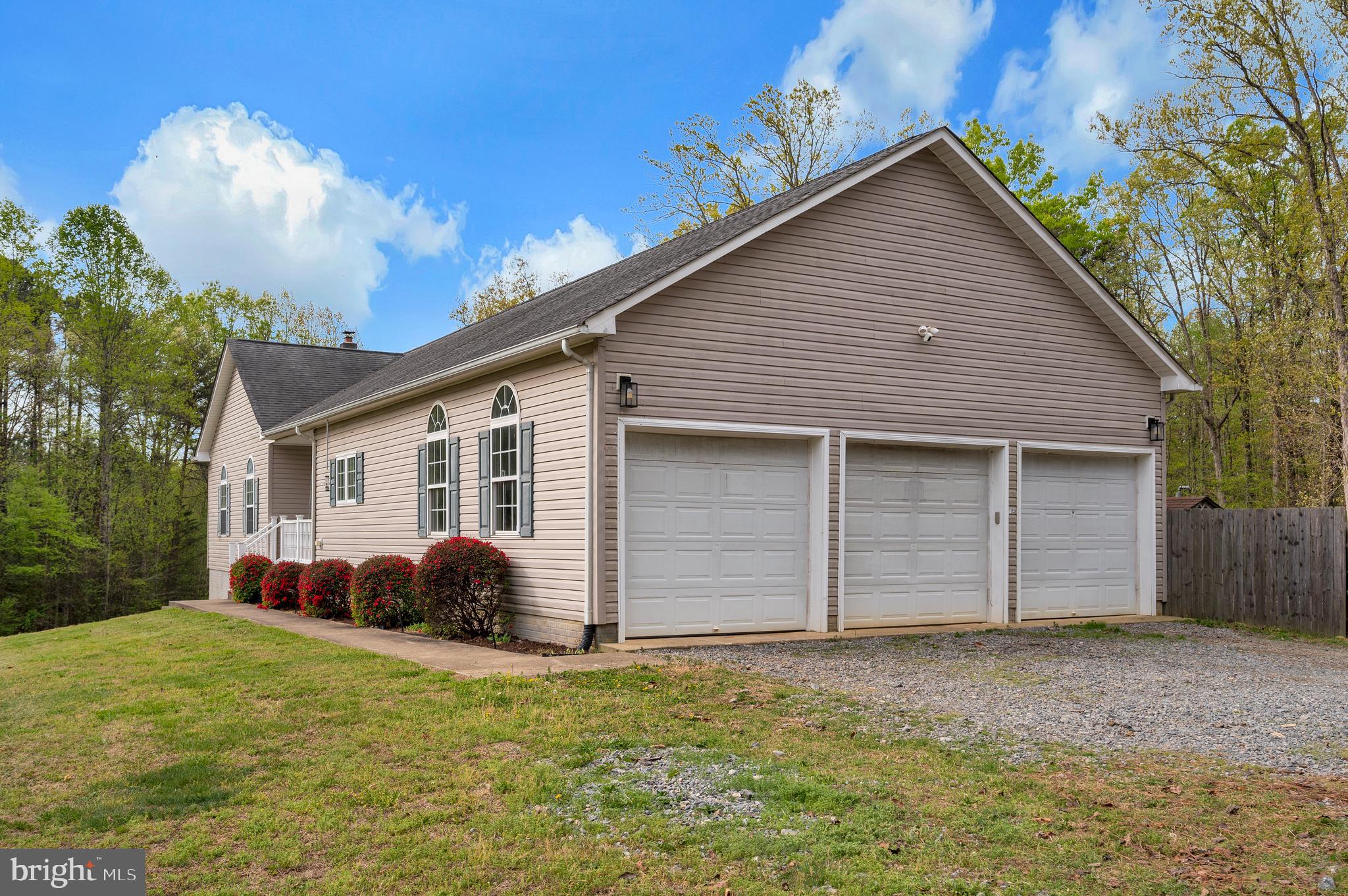 11326 Wheeler Road Spotsylvania, VA 22551 - Photo 2 of 56