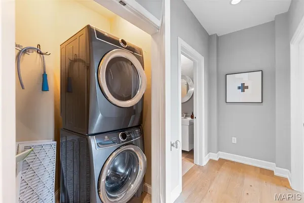 $4,300 | 4909 Laclede Avenue, Unit 701, St. Louis, MO 63108