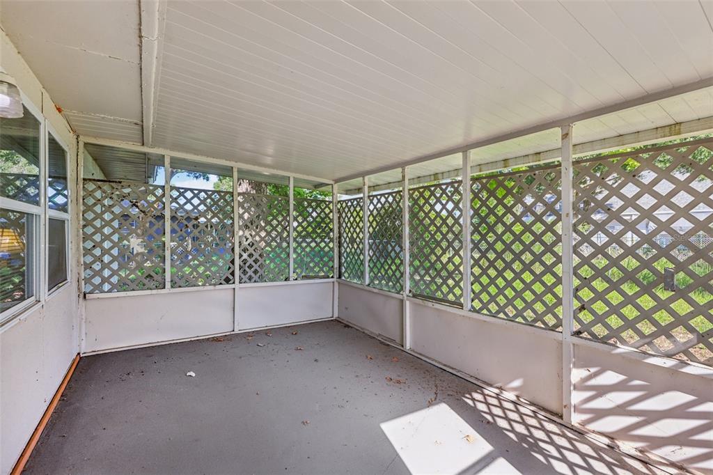 3 Silver Court Ocala, FL 34472 - Photo 20 of 25 a view of room with window