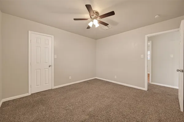 $1,390 | 10 Ferguson Street, Baytown, TX 77520