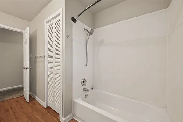 $1,390 | 10 Ferguson Street, Baytown, TX 77520