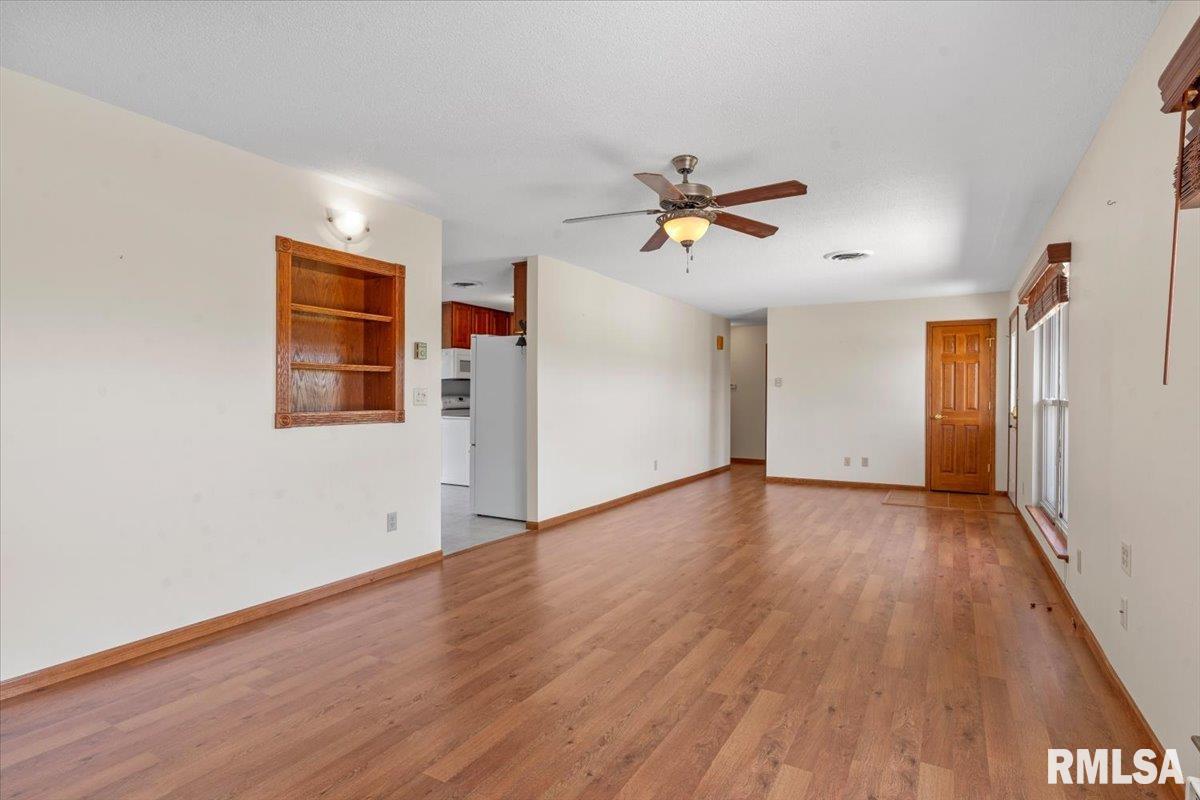 14201 3100N Road Virden, IL 62690 - Photo 8 of 55