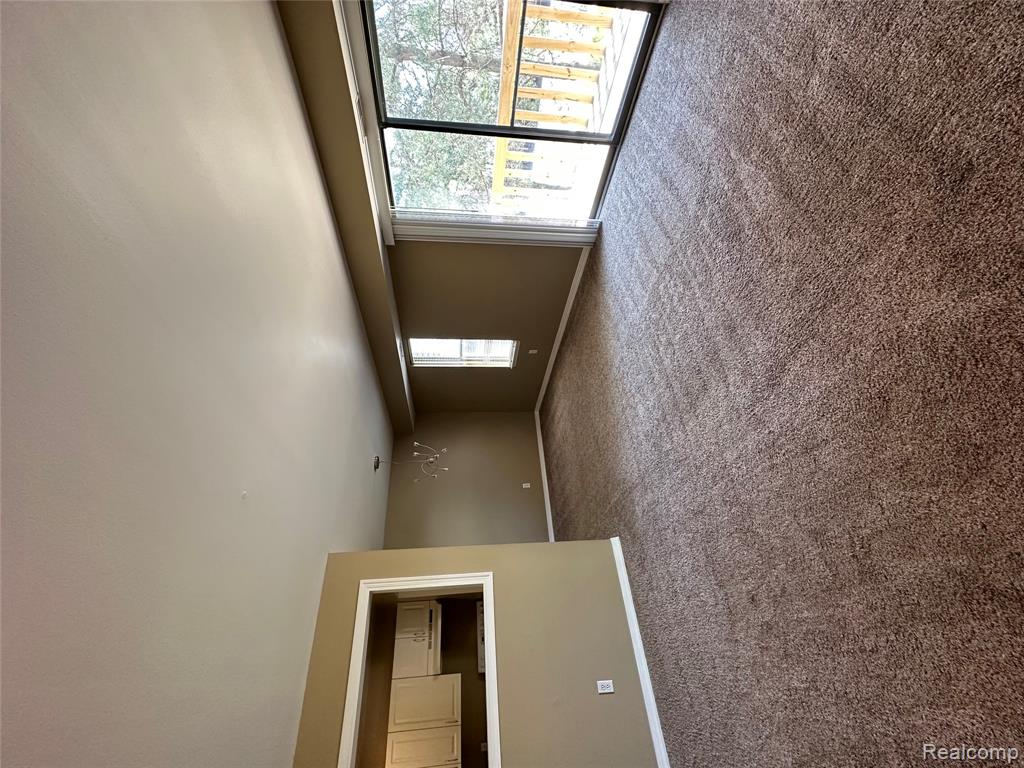 32005 West 12 Mile Road, Unit 207 Farmington, MI 48334 - Photo 6 of 17