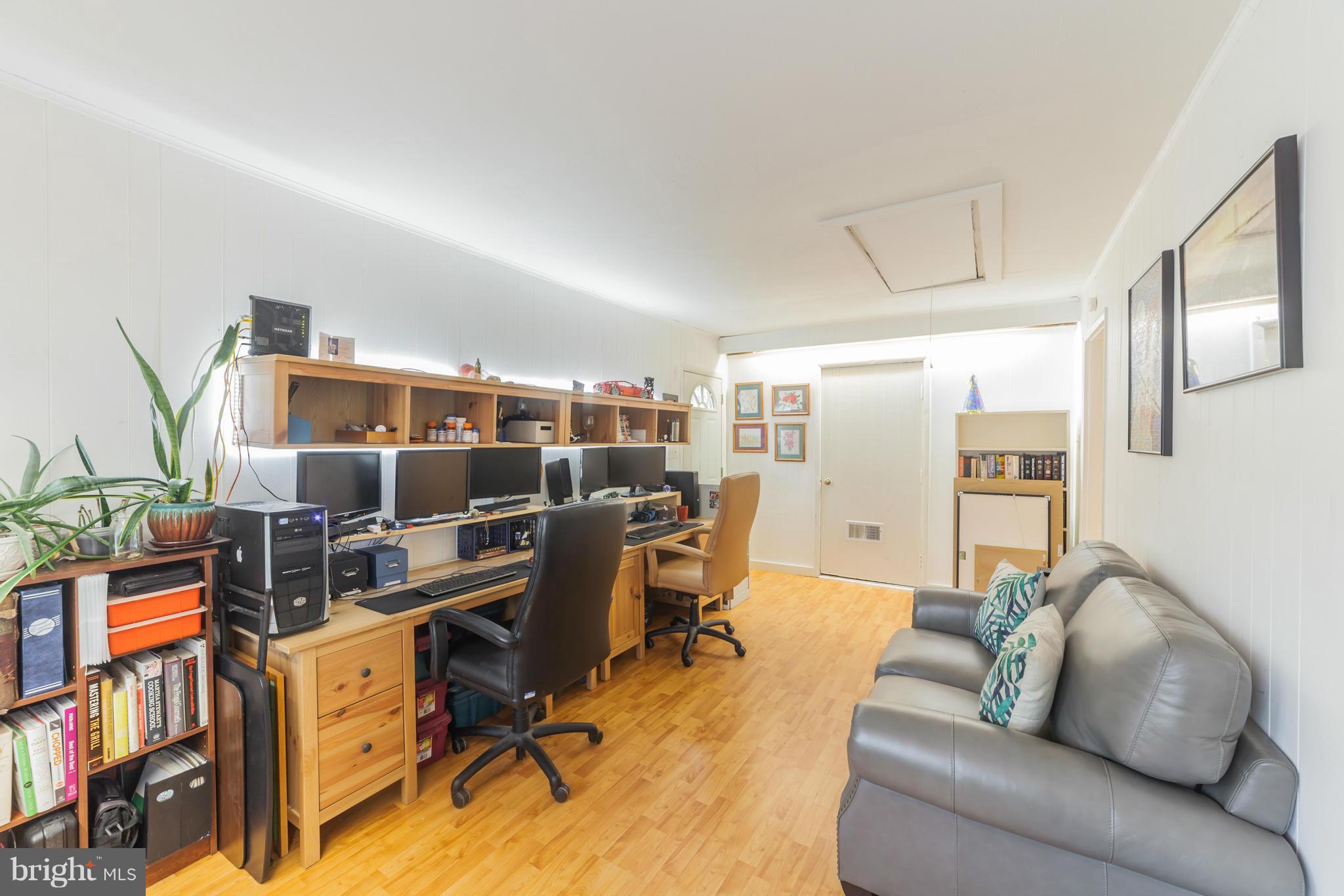 1308 Wickell Road Odenton, MD 21113 - Photo 5 of 30 ENORMOUS family room!