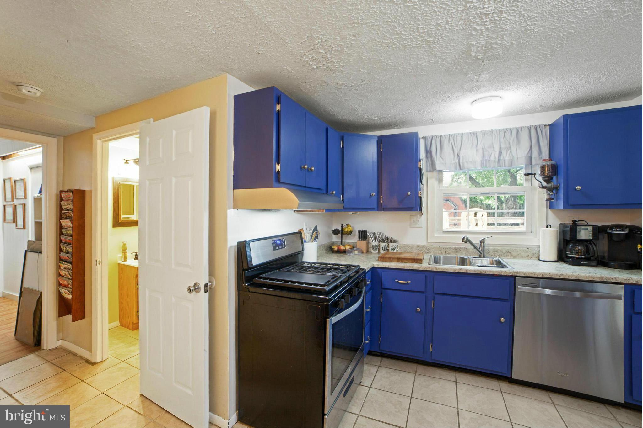 1308 Wickell Road Odenton, MD 21113 - Photo 8 of 30 Brand new stainless steel appliances