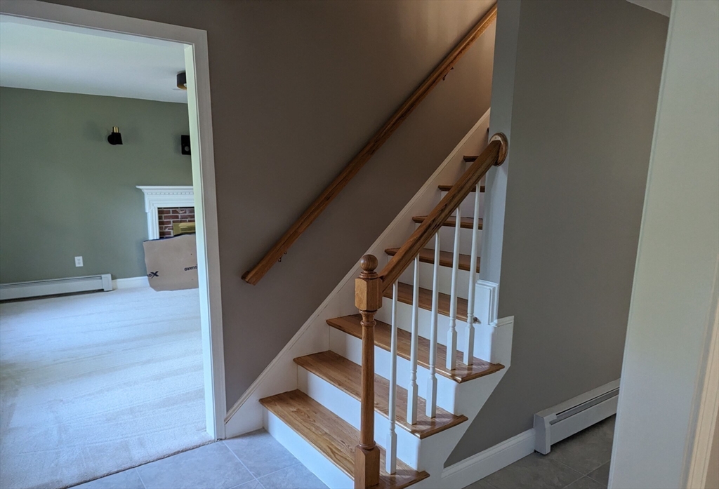 202 Dale Street Waltham, MA 02451 - Photo 6 of 10