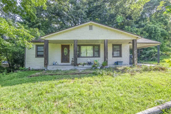 $299,900 | 325 West Hills Drive, Lenoir City, TN 37771