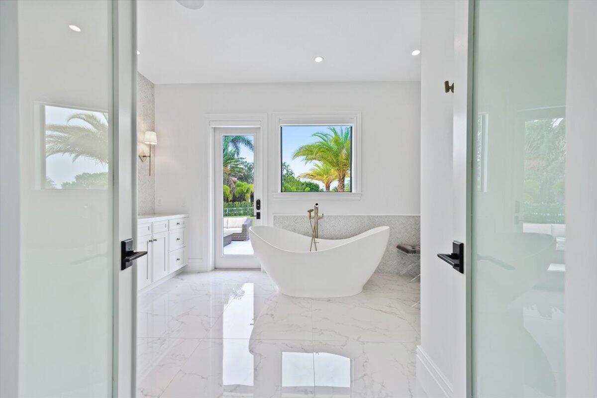 15945 Weatherly Road Wellington, FL 33414 - Photo 76 of 99 43-DSC_9416