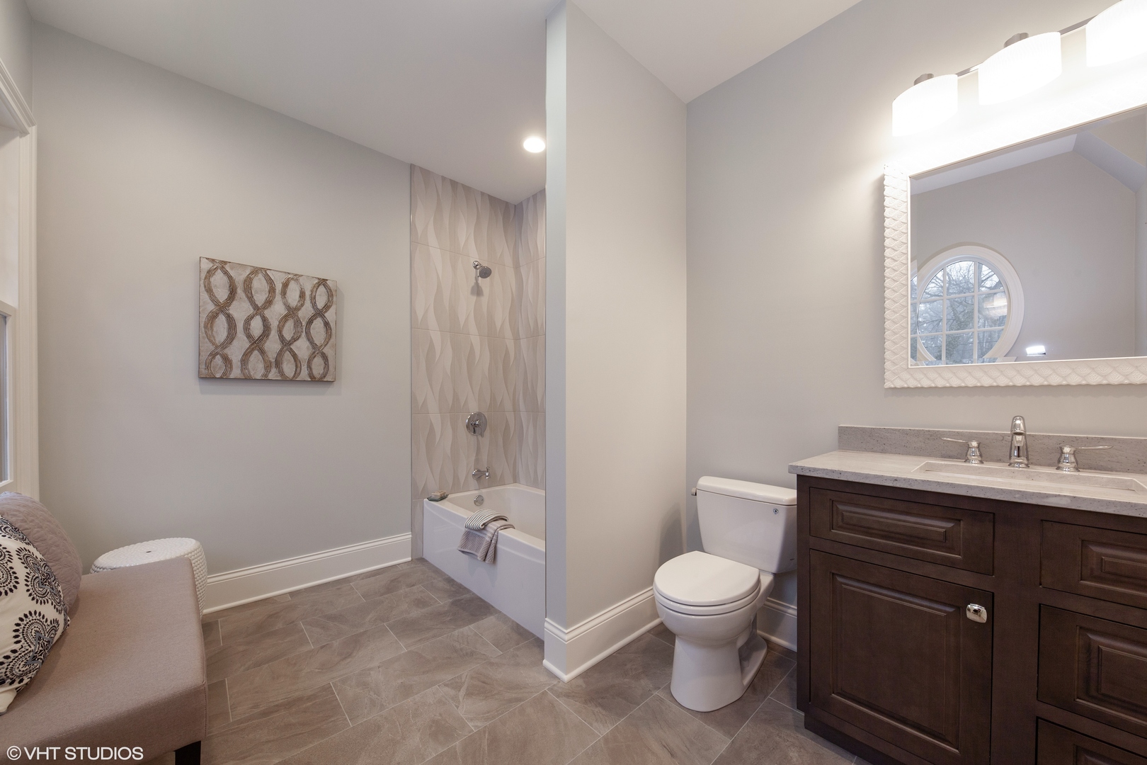 117 Church Road Winnetka, IL 60093 - Photo 27 of 29 a bathroom with a toilet a sink and mirror