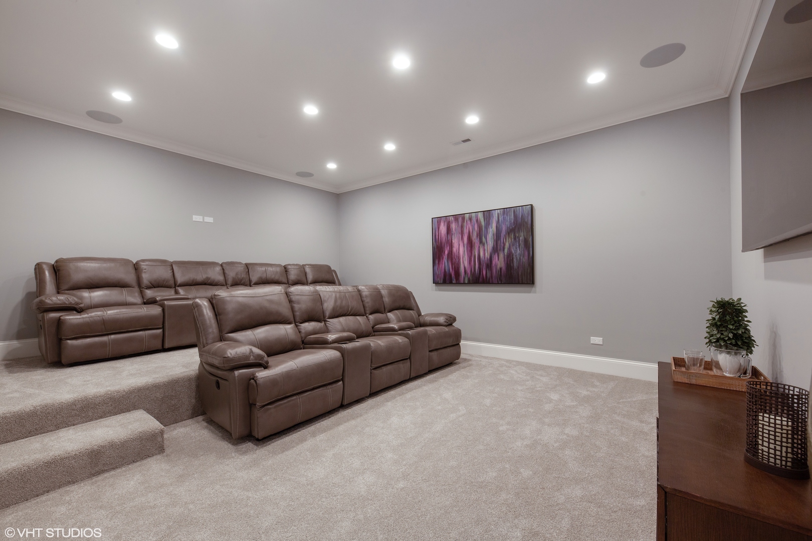 117 Church Road Winnetka, IL 60093 - Photo 28 of 29 a living room with furniture