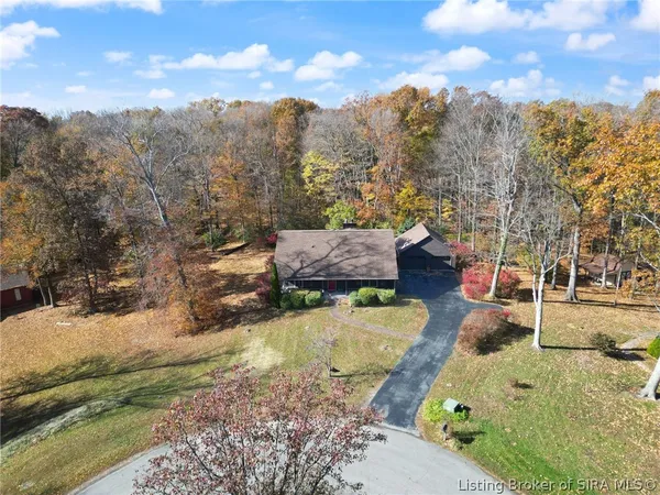 $375,000 | 1022 Broadleaf Court, Lanesville, IN 47136