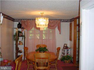 1639 Powell Road Brookhaven, PA 19015 - Photo 4 of 6