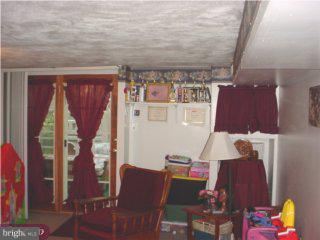 1639 Powell Road Brookhaven, PA 19015 - Photo 5 of 6