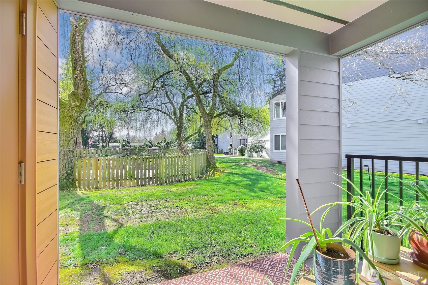 20320 Bothell Everett Highway, Unit D102 Bothell, WA 98012 - Photo 11 of 18