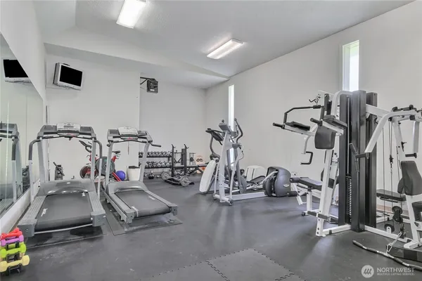 $379,000 | 20320 Bothell Everett Highway, Unit D102, Bothell, WA 98012