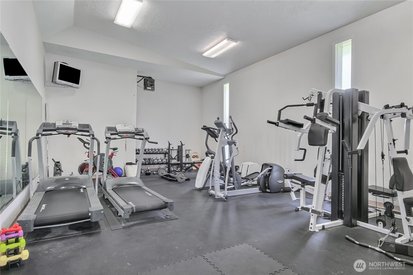 20320 Bothell Everett Highway, Unit D102 Bothell, WA 98012 - Photo 16 of 18