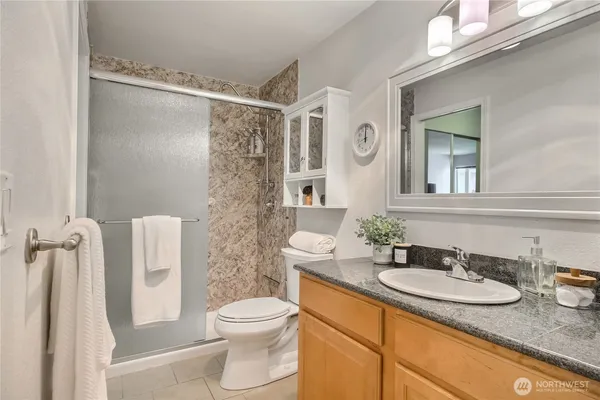 $379,000 | 20320 Bothell Everett Highway, Unit D102, Bothell, WA 98012