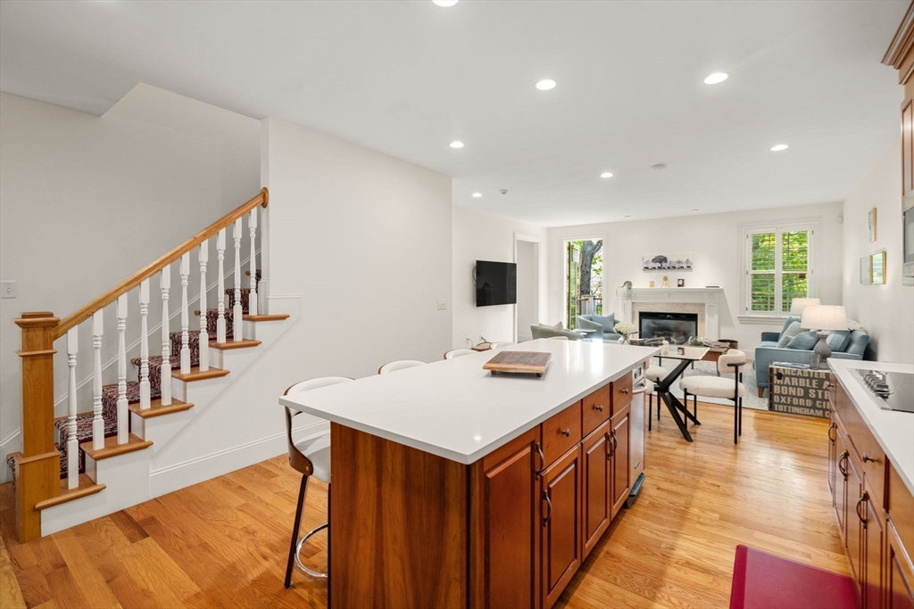 287 Langley Road, Unit 43 Newton, MA 02459 - Photo 10 of 36