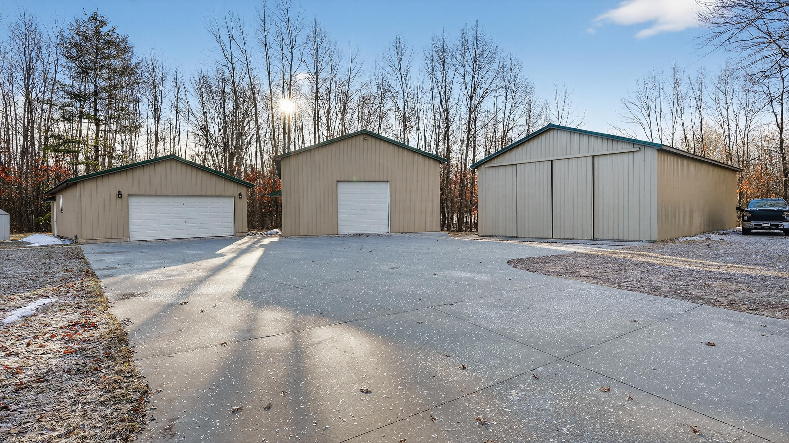 5717 Maple Ridge Road Sterling, MI 48659 - Photo 5 of 97 005