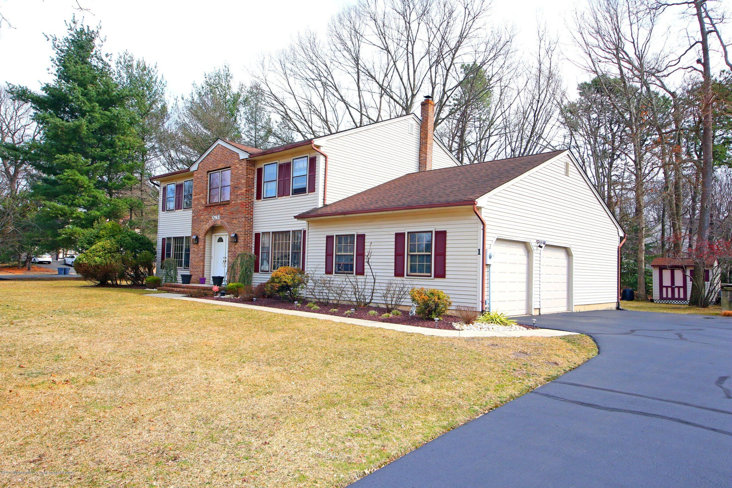1 Grant Road Manalapan, NJ 07726 - Photo 2 of 16 63F00F58-F06D-459A-8CD5-79C43EC68D31