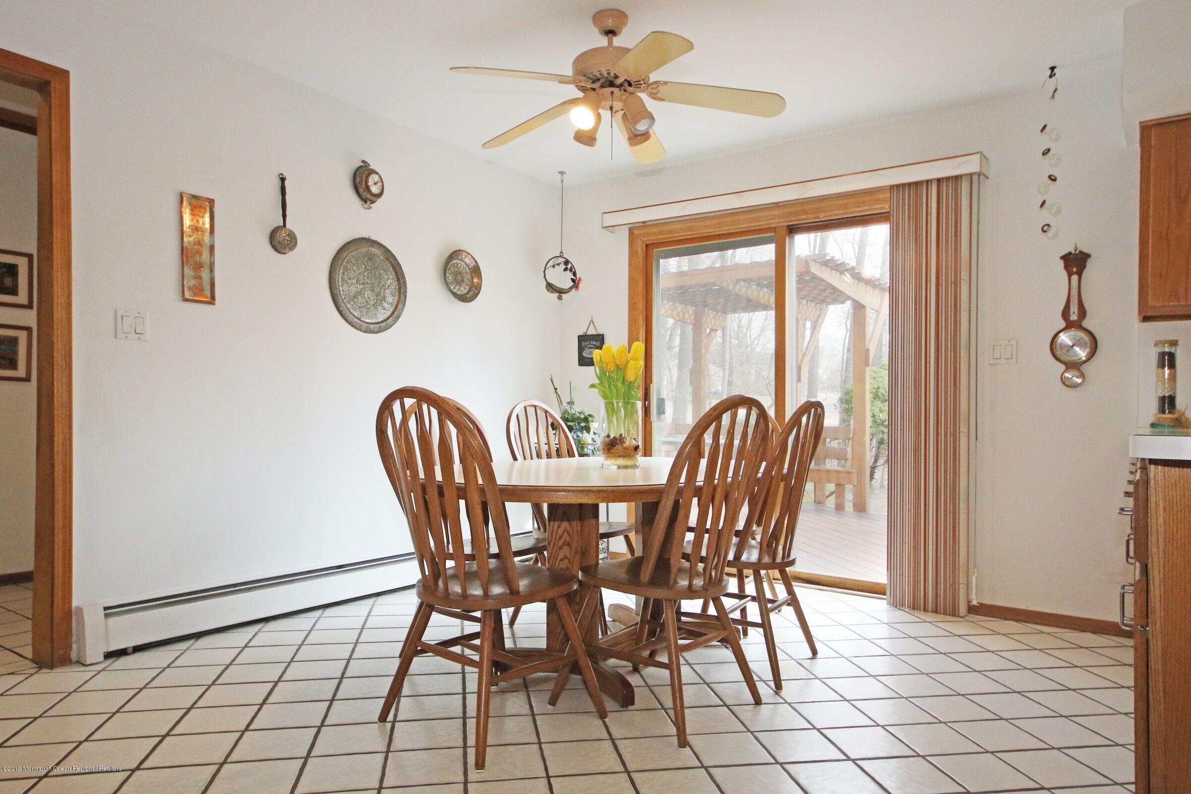 1 Grant Road Manalapan, NJ 07726 - Photo 5 of 16 AE73463C-3D7B-44FB-9A42-B46C08E0F13E