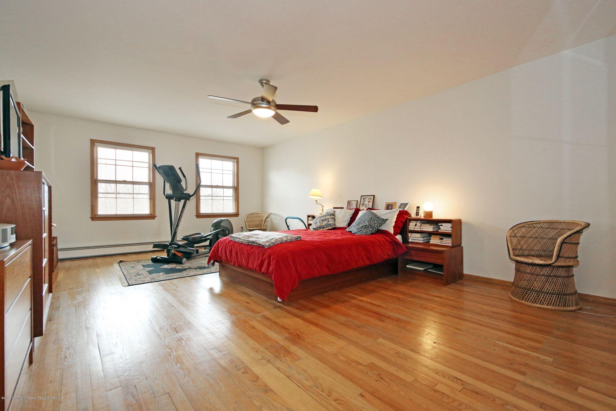 1 Grant Road Manalapan, NJ 07726 - Photo 6 of 16 CC9A5705-E265-4037-9C00-3292B11DDC65