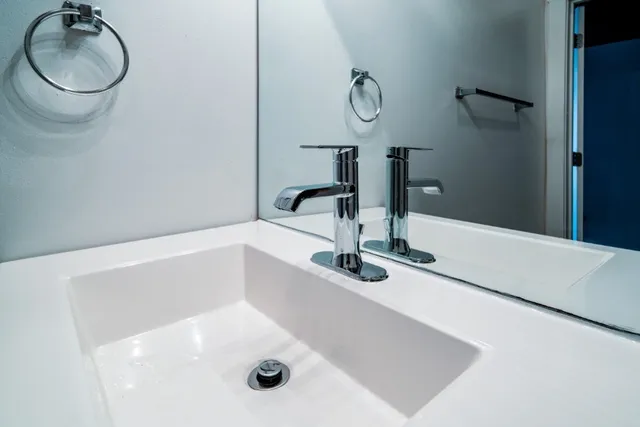 a close view of sink