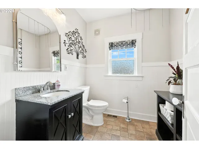 $625,000 | 12770 Southwest 3rd Street, Beaverton, OR 97005