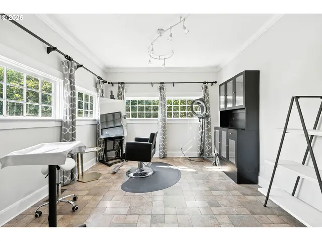 $625,000 | 12770 Southwest 3rd Street, Beaverton, OR 97005