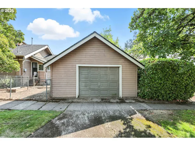 $625,000 | 12770 Southwest 3rd Street, Beaverton, OR 97005