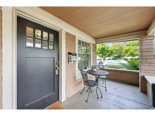 $625,000 | 12770 Southwest 3rd Street, Beaverton, OR 97005