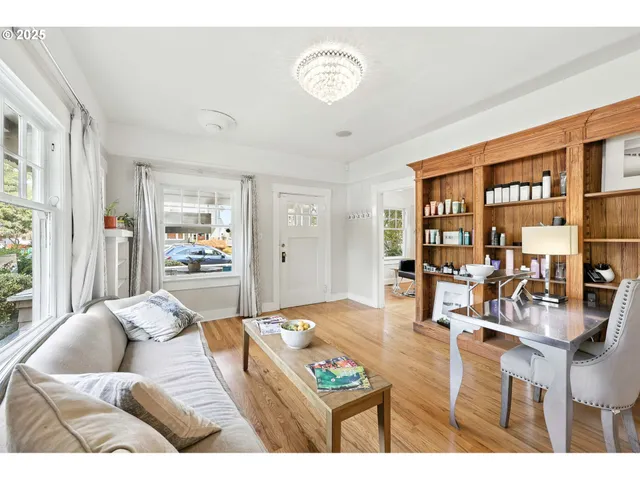 $625,000 | 12770 Southwest 3rd Street, Beaverton, OR 97005