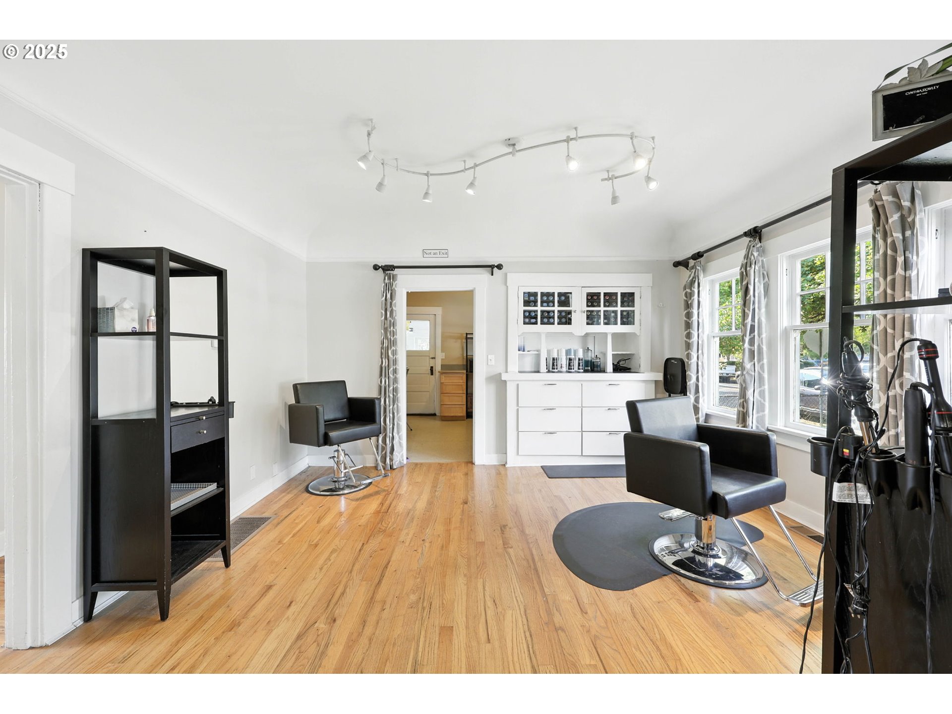 12770 Southwest 3rd Street Beaverton, OR 97005 - Photo 8 of 36