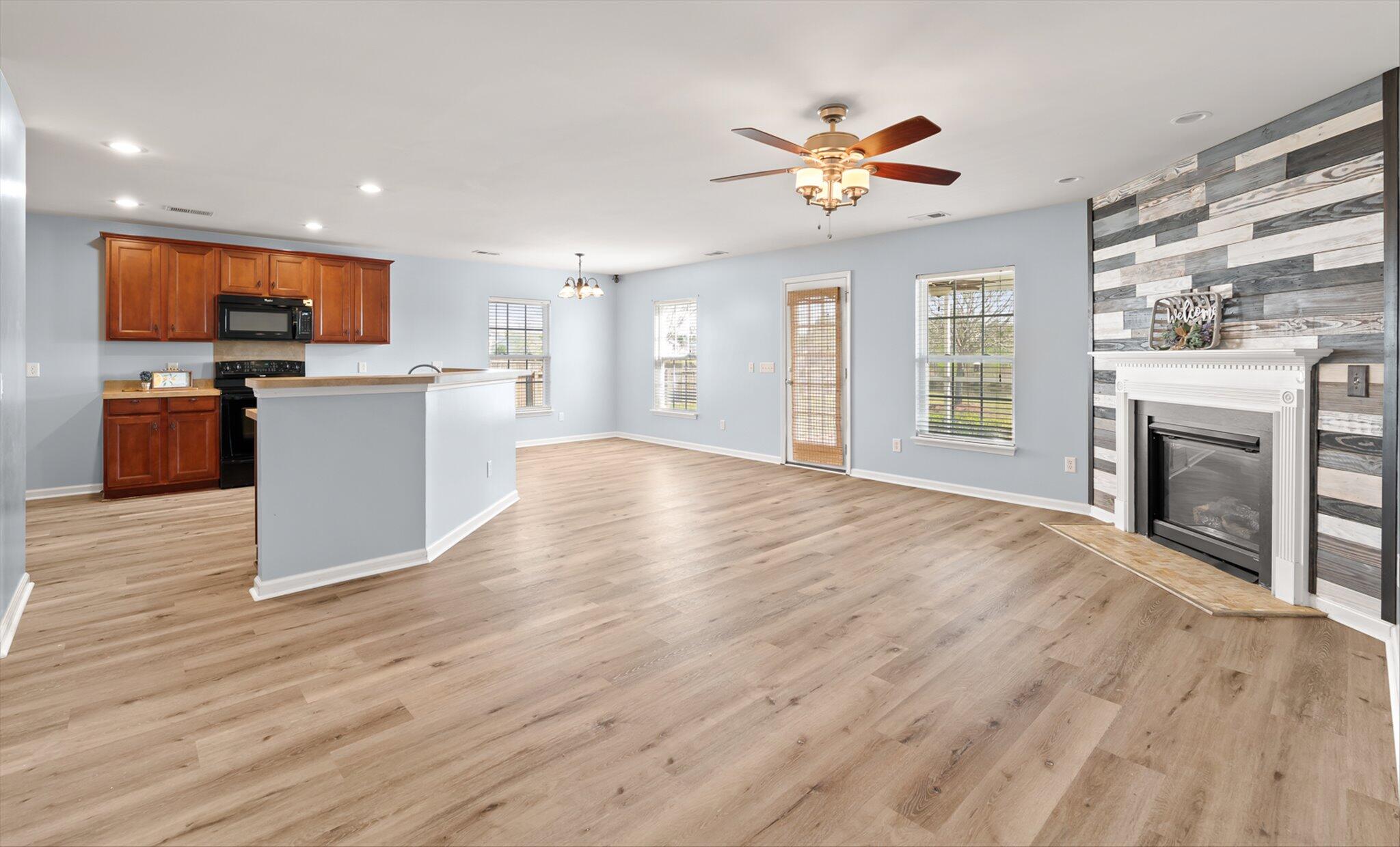 314 Deep River Road Summerville, SC 29486 - Photo 16 of 79 16-314 Deep River-11